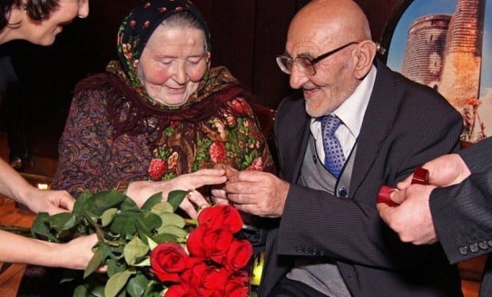 долгожители Агаевы 100 лет красная свадьба..jpg